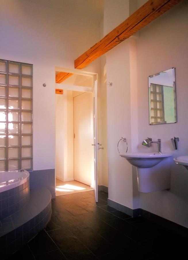 Rooms-Zimmer Neuhausen Am Rheinfall Exteriér fotografie