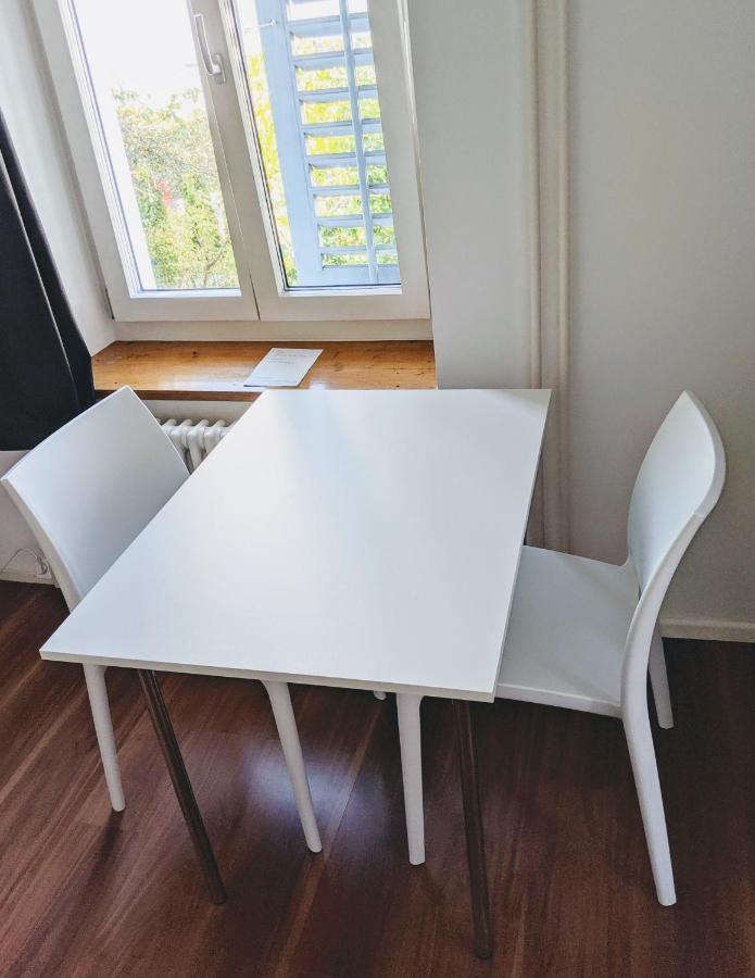 Rooms-Zimmer Neuhausen Am Rheinfall Exteriér fotografie